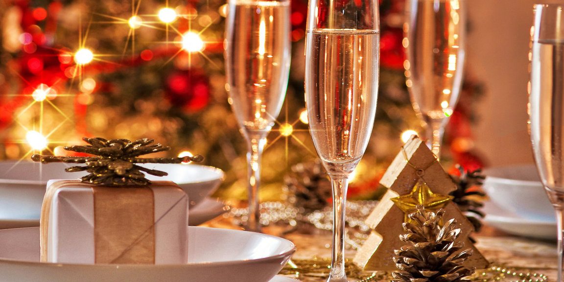 Holiday-Champagne-1152×720-wide-wallpapers.net